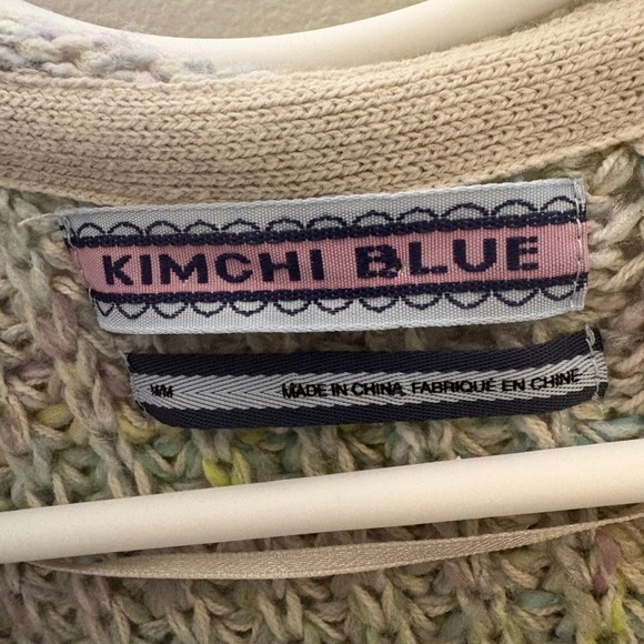 Kimchi Blue Space Station Cream Green Chunky V-Neck Sweater Size Medium - Picture 4 of 7